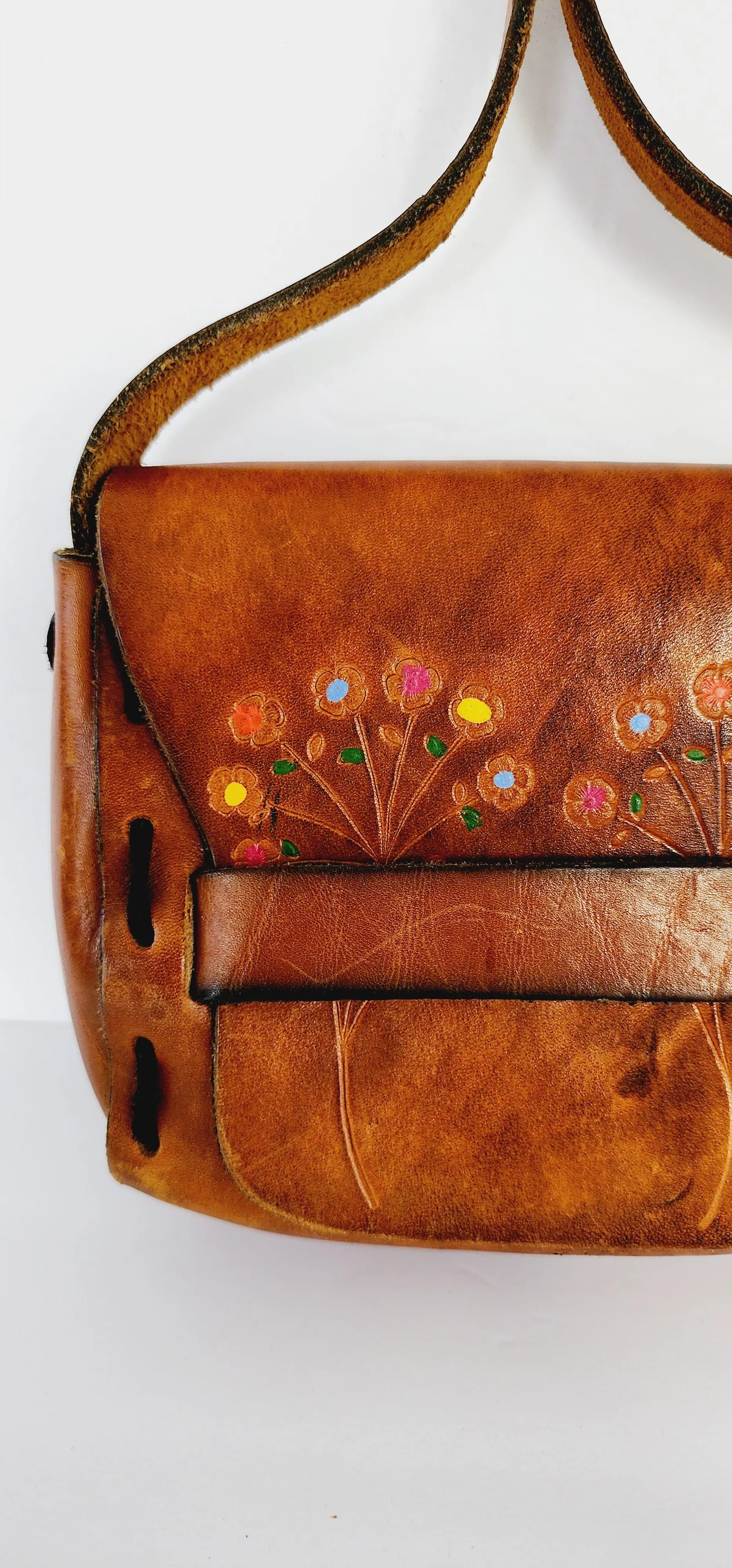 1970s Brown Hippie Shoulder Bag in Distressed Tooled Leather w/Colorful Flowers