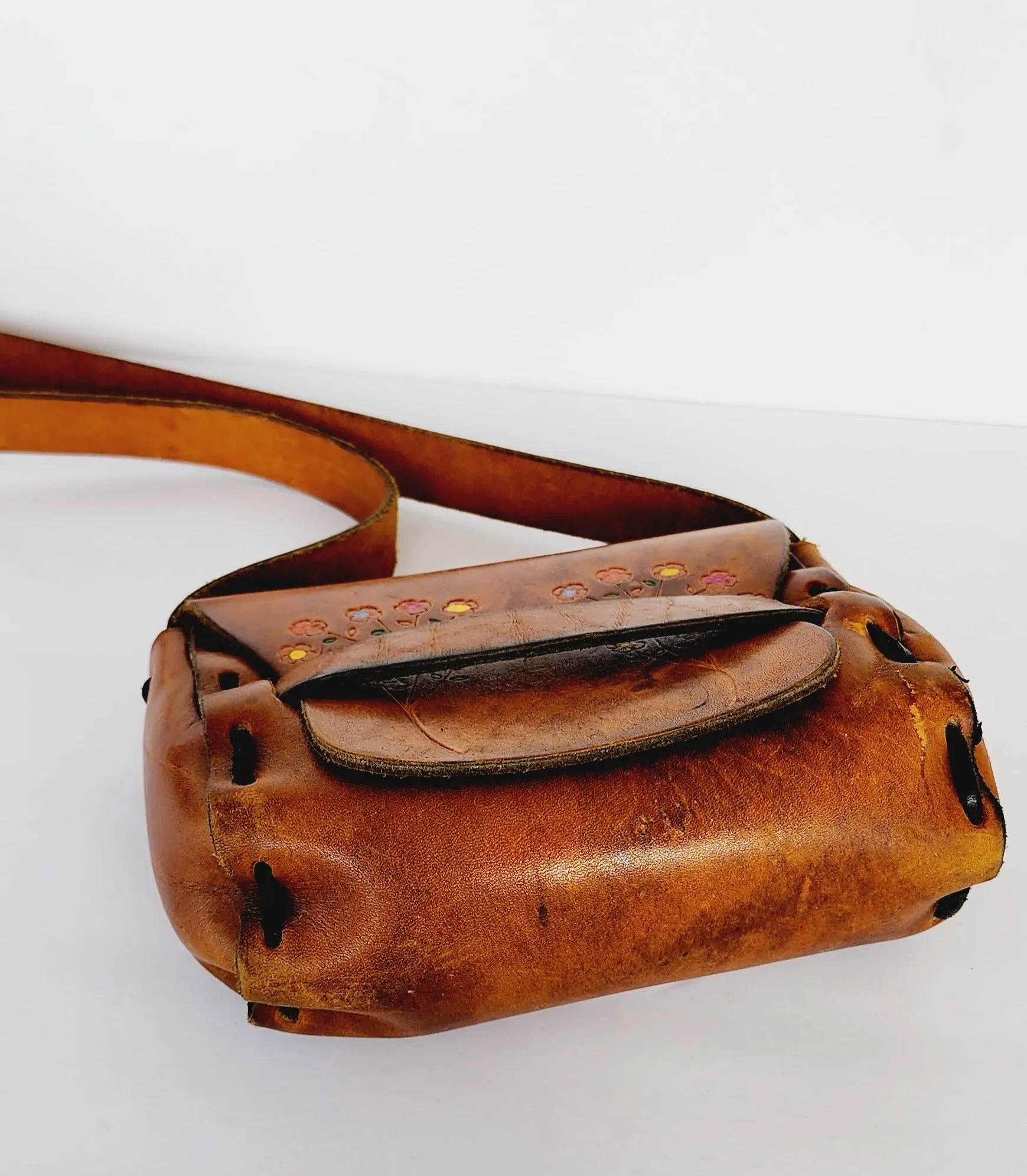 1970s Brown Hippie Shoulder Bag in Distressed Tooled Leather w/Colorful Flowers