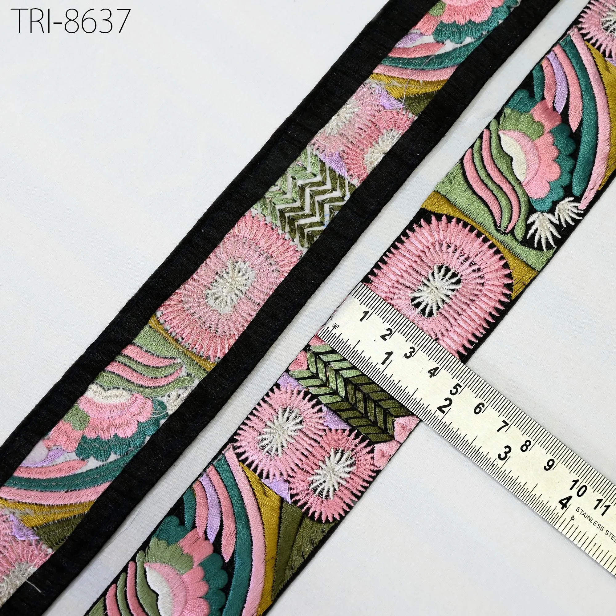 3 Yard Embroidery Pink Trim Embellishment Embroidered Fabric Saree Border Costumes Crafting Sewing Beach Bags Christmas Decorations 5Cm