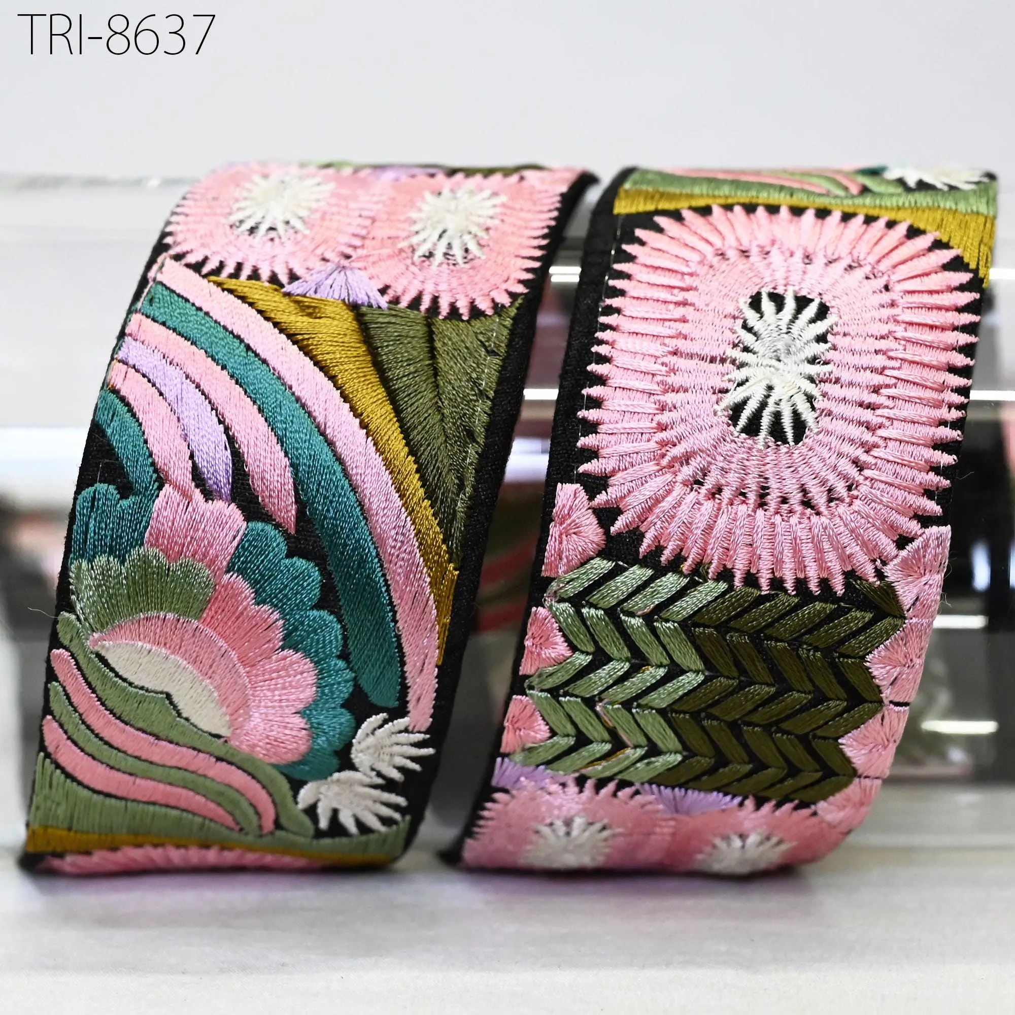 3 Yard Embroidery Pink Trim Embellishment Embroidered Fabric Saree Border Costumes Crafting Sewing Beach Bags Christmas Decorations 5Cm