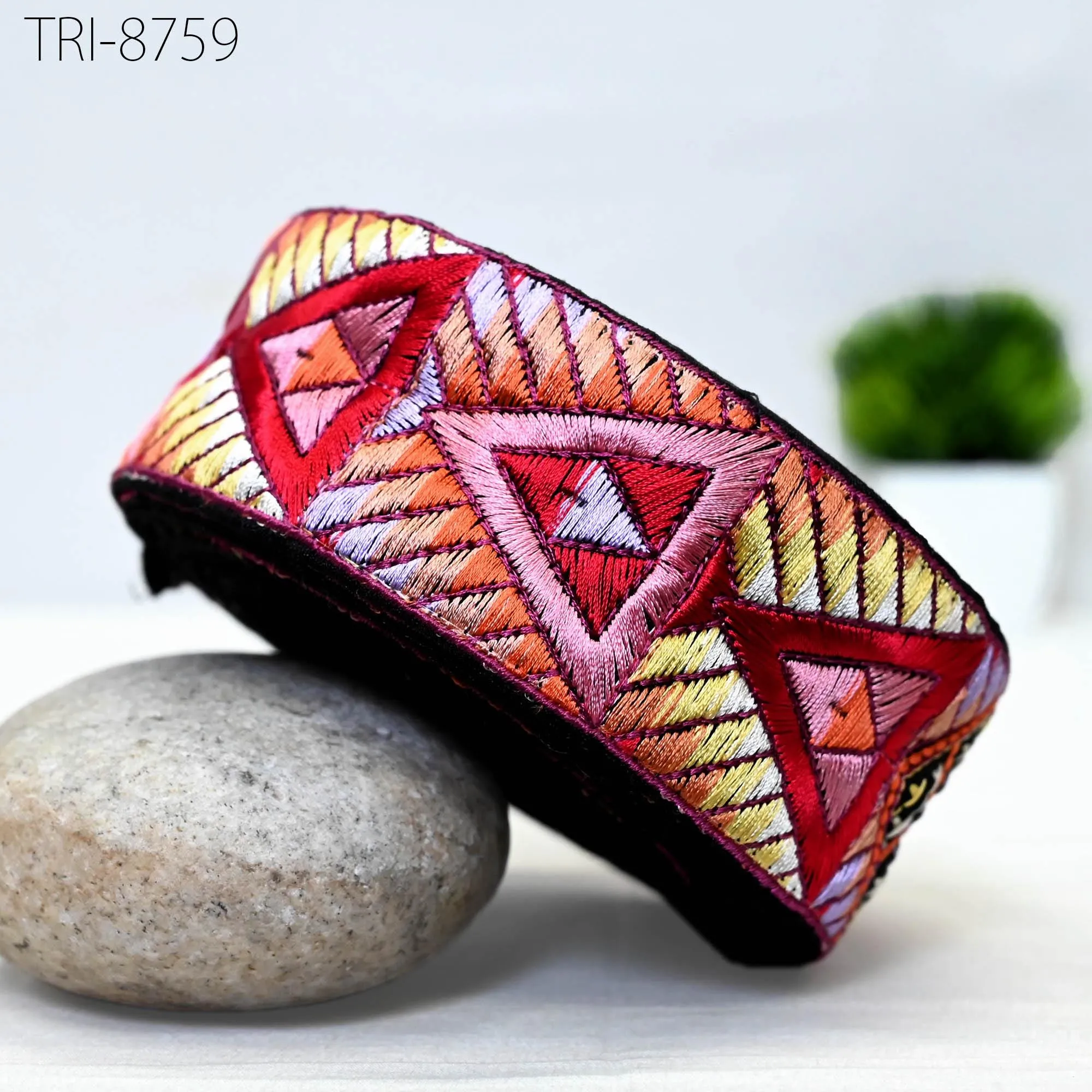 3 Yard Indian Trim Decor Sari Border DIY Crafting Ribbon Sewing Embroidered Dog Collar Tote Bags, Hair Accessories, Holidays Home Decor 5cm
