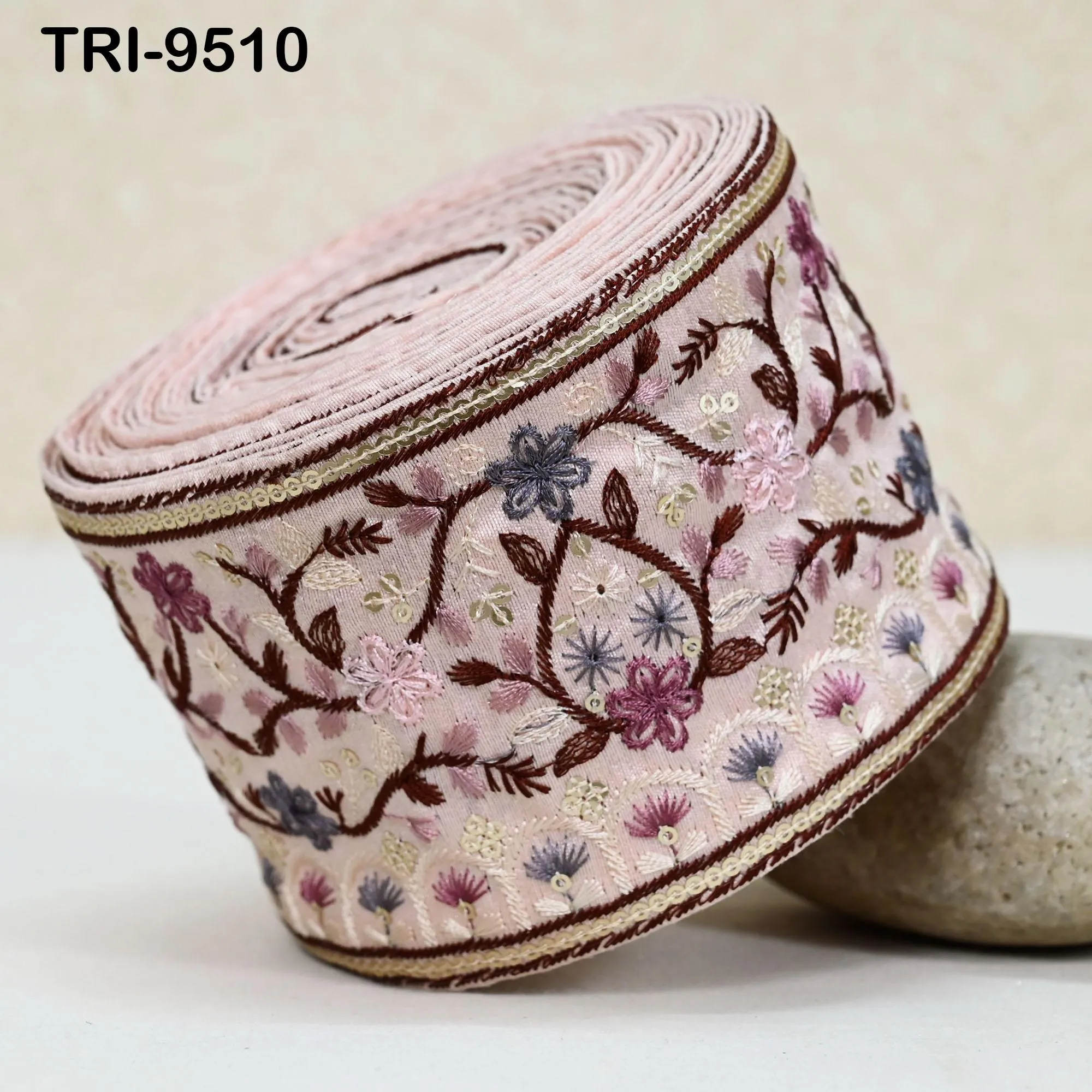 9 Yard Embroidery Ribbon Trim Saree Border DIY Crafting Sewing Throw Pillow Home Decor Embellishments Historic Costumes Junk Journals 9cm