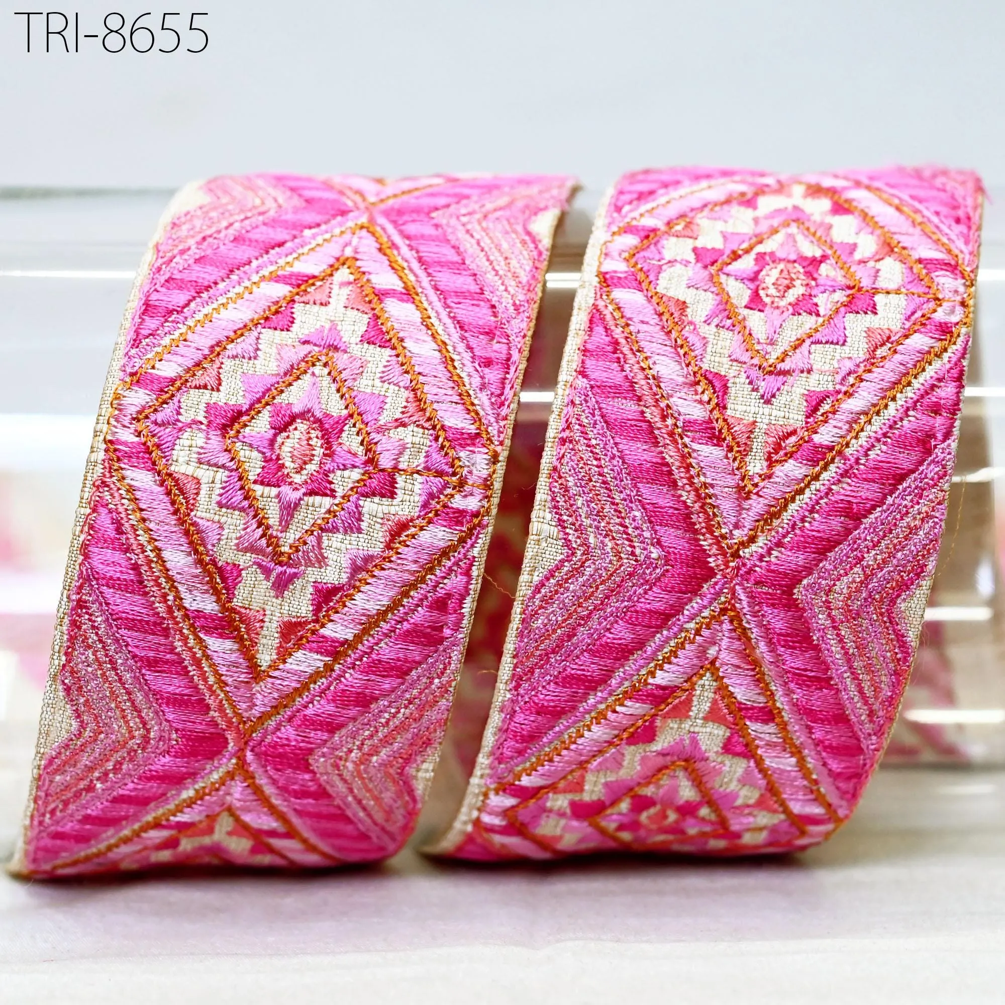 9 Yard Magenta Embroidered Saree Ribbon Embroidery 5 CM Trim Sari Border Embellishments Crafting Costumes Curtains Dog Collar Tote Bags
