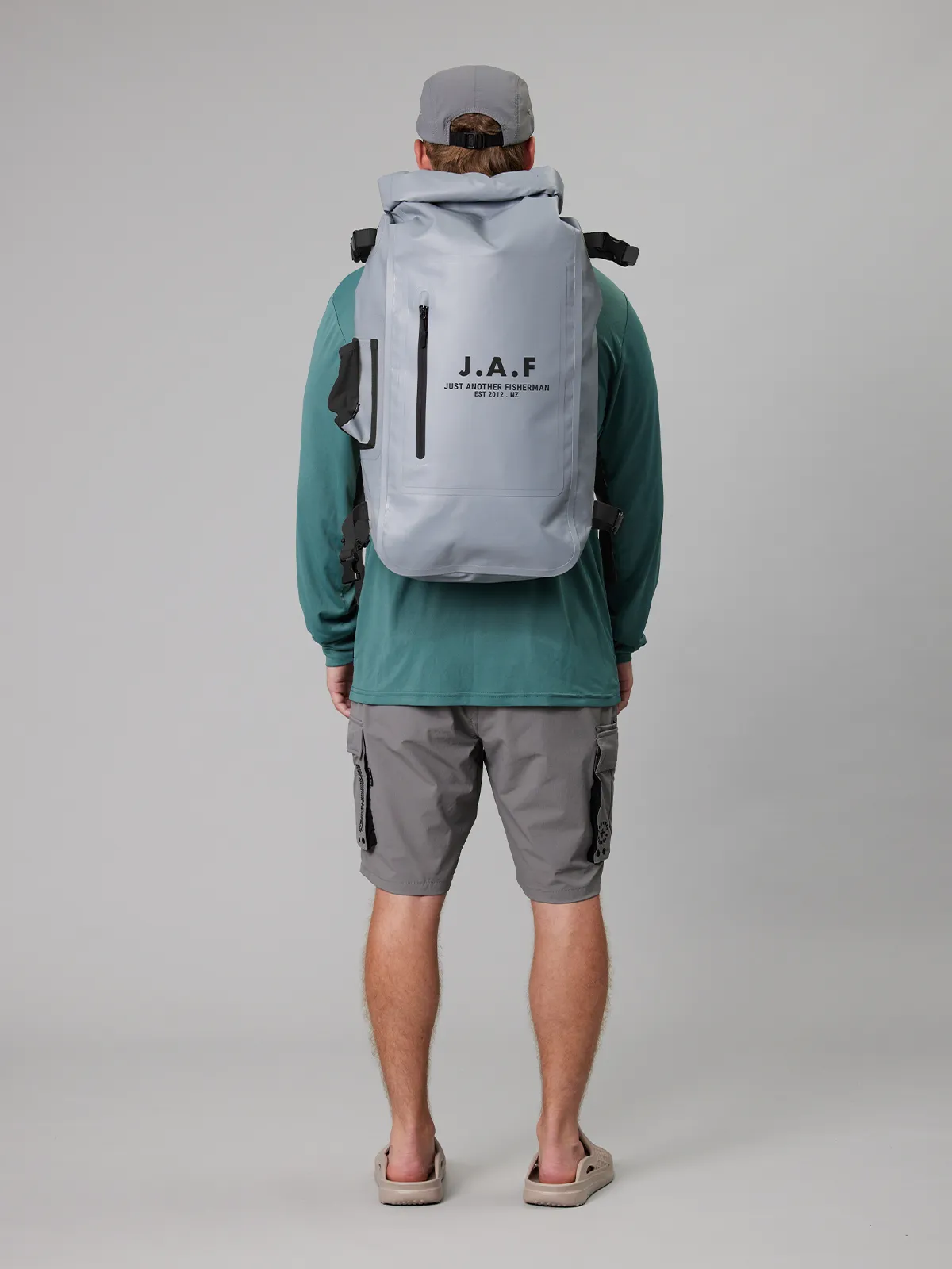 ANGLER TECH BACKPACK - GREY