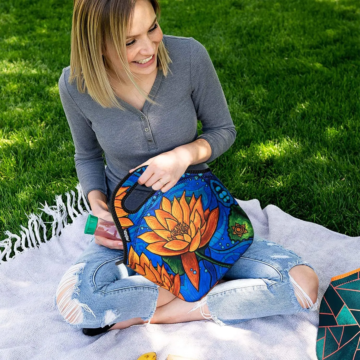 Artists Collective Insulated Neoprene Lunch Bag - Washable Soft Lunch Tote for Work and Picnic - Design by Kristen Palana (Malawi) Lotus Flower - Classic