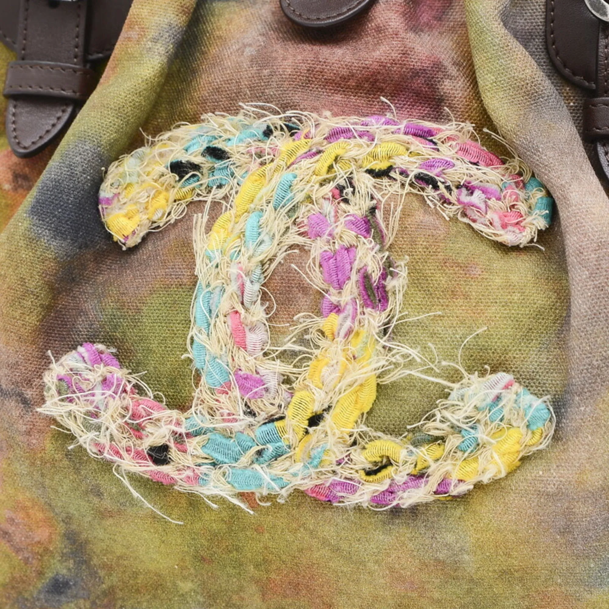 CHANEL Embroidery Graffiti Clasp Handbag Khaki A92791