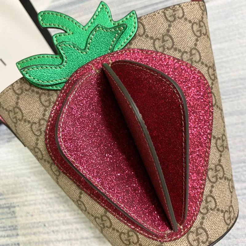 Charm - GG Bags - 2070