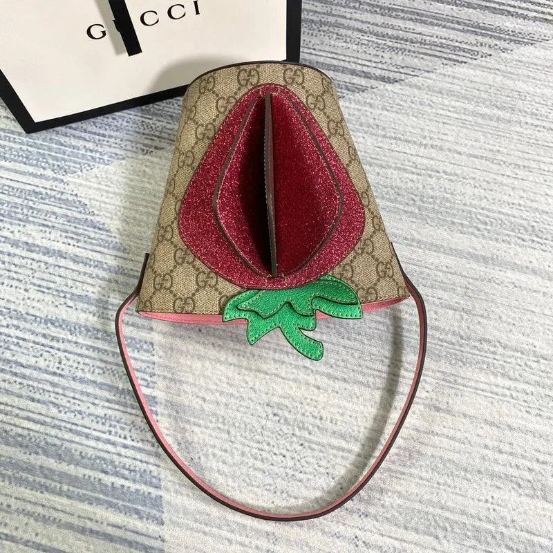 Charm - GG Bags - 2070
