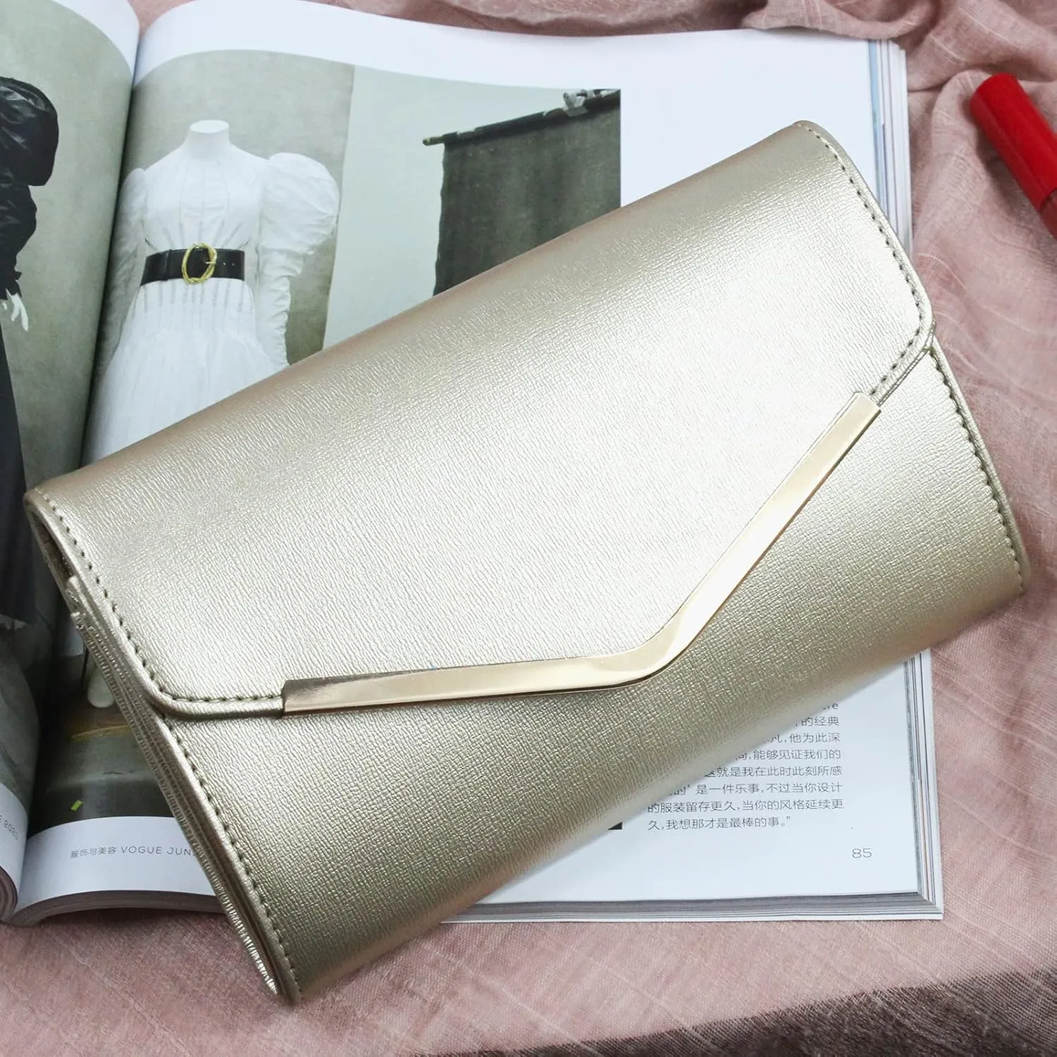 Clutch Purse Evening Bag for Women, Envelope Handbag With Detachable Chain for Wedding and Party