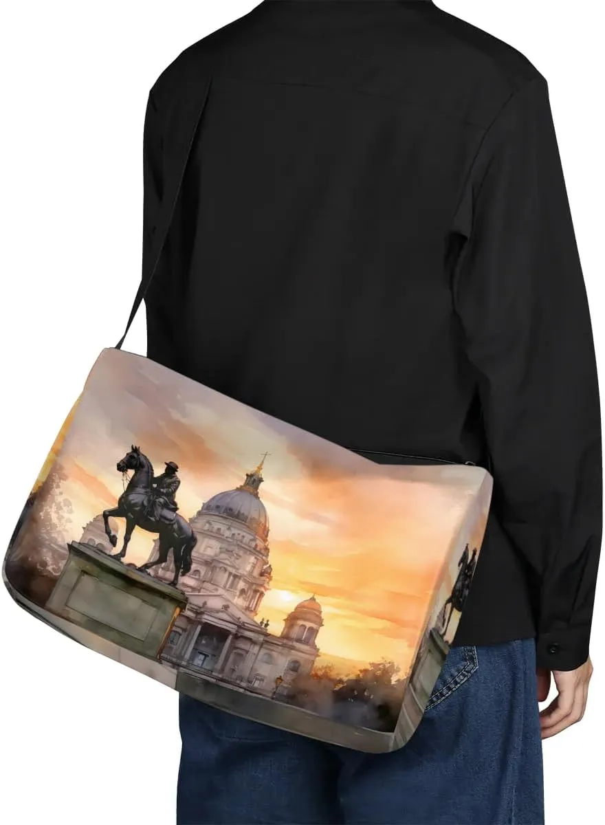 Gym Bags for Men 14.8 Inch Lightweight Carry On Bags for Airplanes Waterproof Duffle Bag for Travel, City Castle Beauty Print