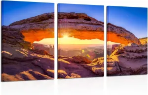 KREATIVE ARTS - Sunrise At Mesa Arch In Canyonlands National Park Near Moab Utah USA Canvas Photography Print 3 Panel Art Frameless Canvas Print Wall Art Ready to Hang