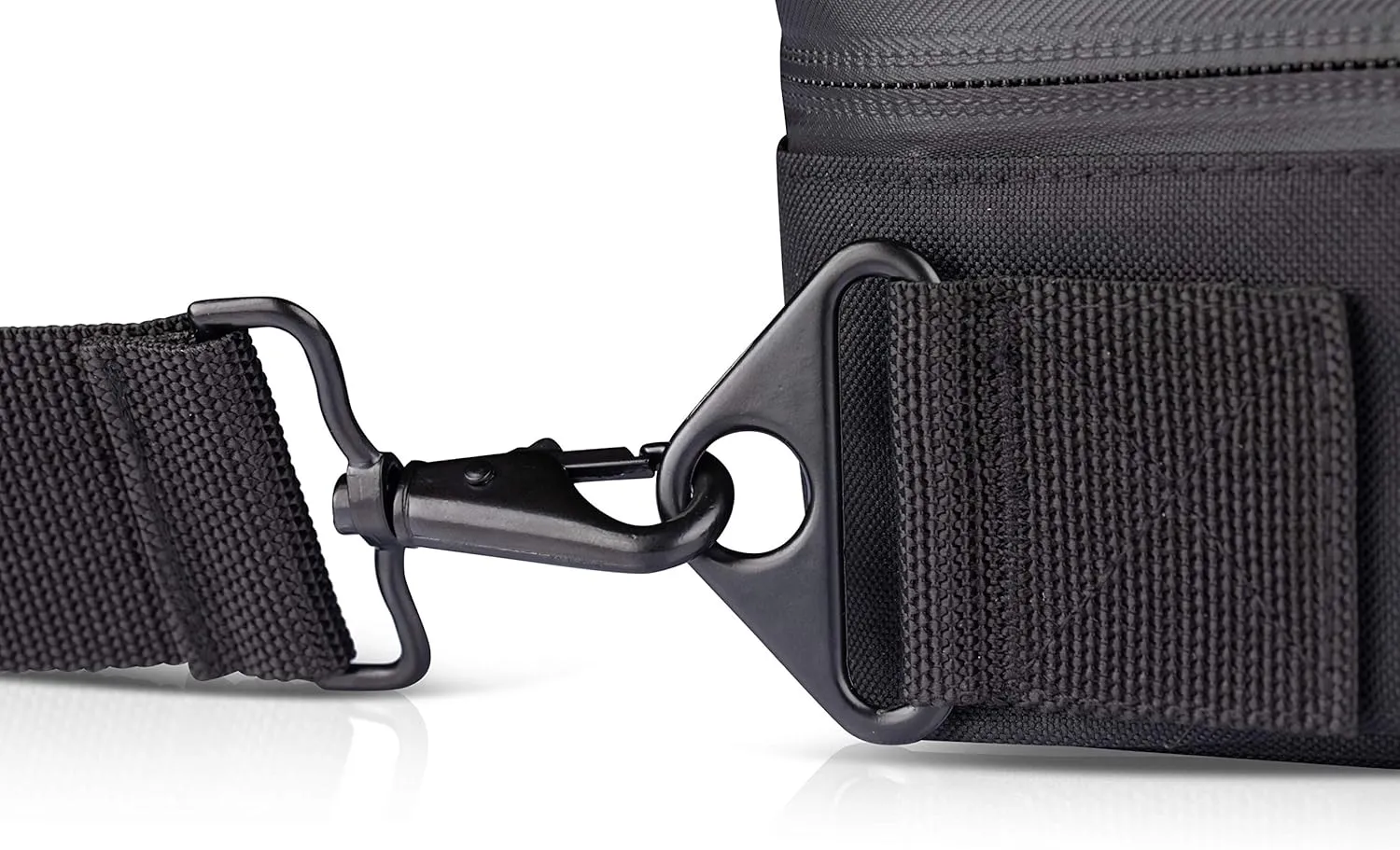 Line 6 POD Go Guitar Multi-Effects Pedal (Black) and Shoulder Bag