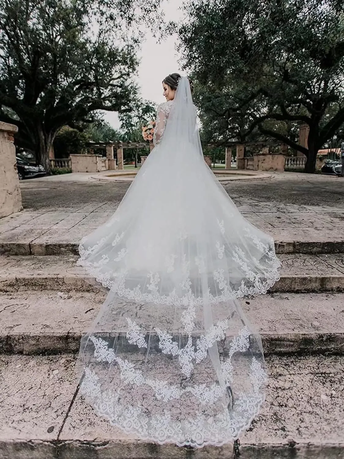 Long Sleeves Wedding Dresses for Bride 2025 Boho Beach A-Line Appliques Lace Bridal Ball Gowns with Train