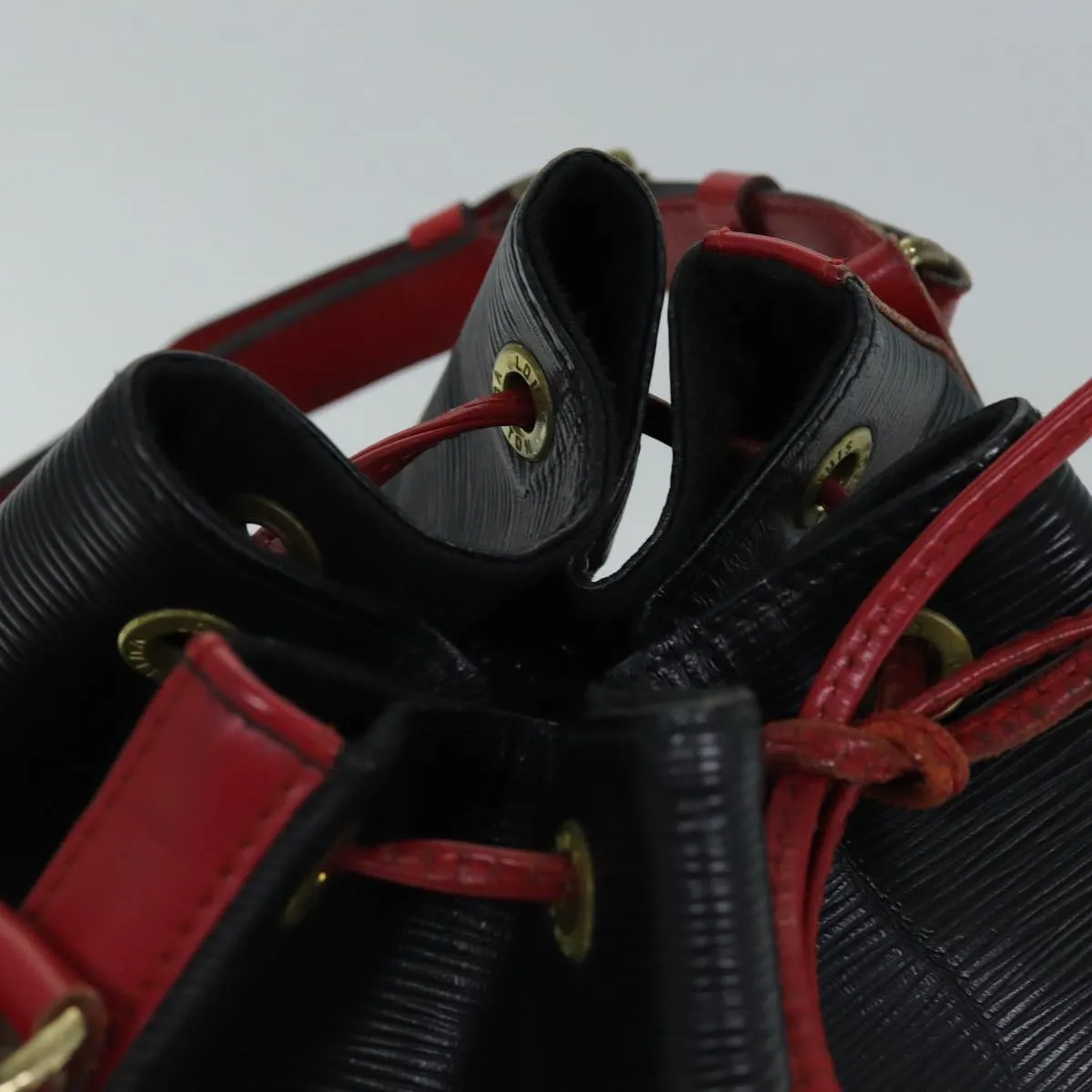 LOUIS VUITTON Epi Noe Shoulder Bag By color Black Red M44017 LV 73082