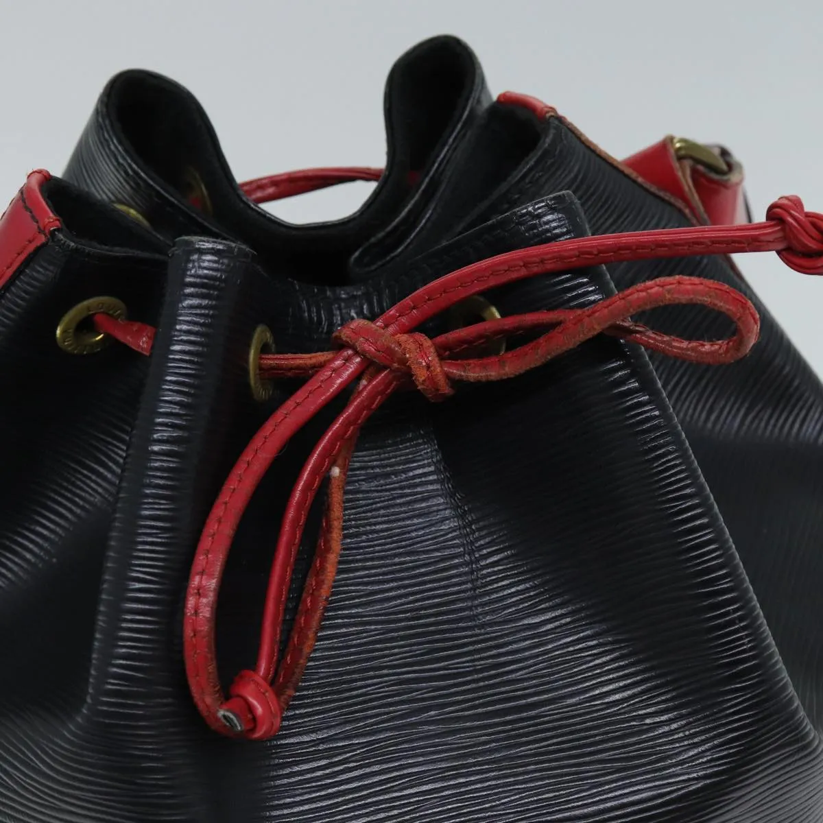 LOUIS VUITTON Epi Noe Shoulder Bag By color Black Red M44017 LV 73082
