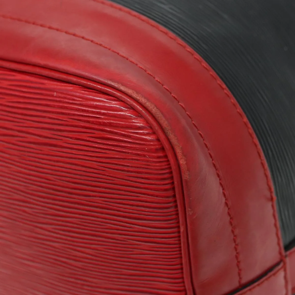 LOUIS VUITTON Epi Noe Shoulder Bag By color Black Red M44017 LV ep4953