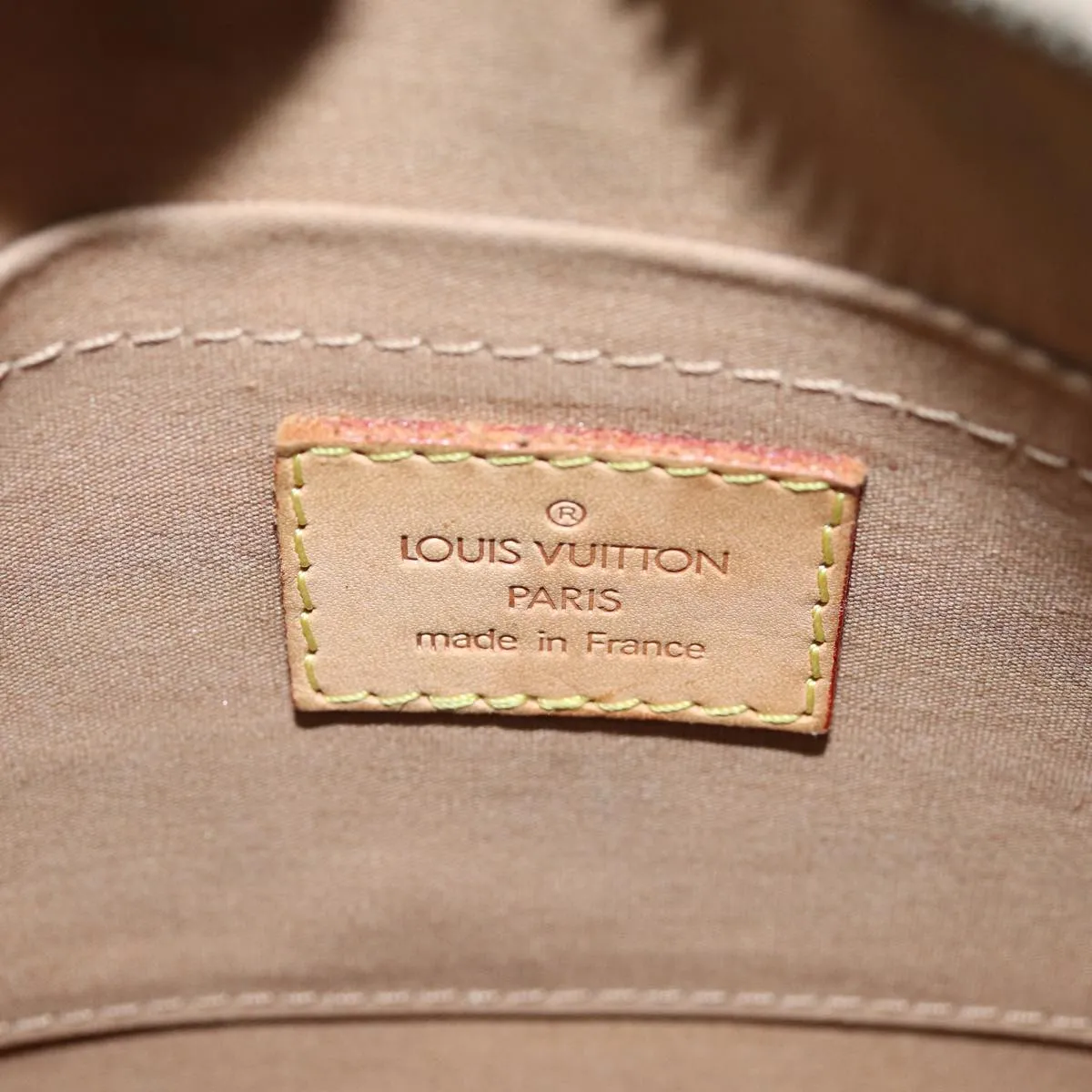 LOUIS VUITTON Monogram Vernis Minna Street Bag Noisette M91508 LV 74066