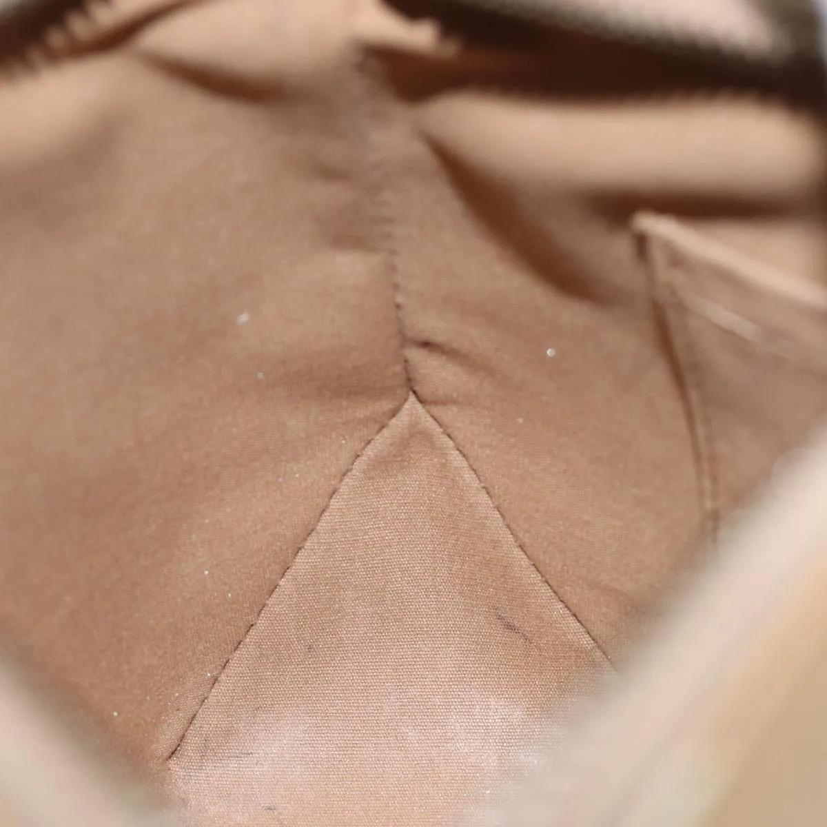 LOUIS VUITTON Monogram Vernis Minna Street Bag Noisette M91508 LV 74066