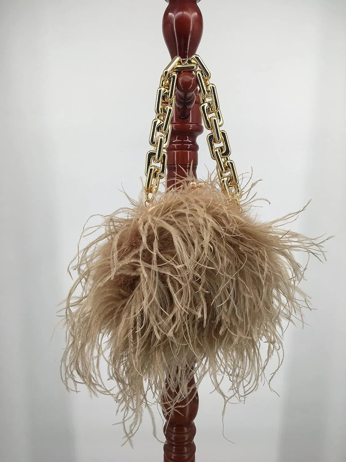 LVCOMEFF Women Ostrich Feather Mini Handbag Purse with Big Gold Chain for Party Fluffy Plush Luxurious