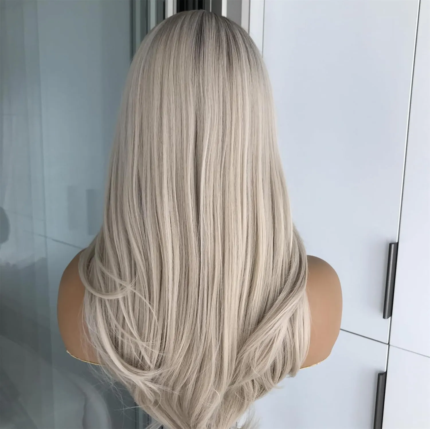 Ombre Blonde Wig Lace Front Wig with Pre plucked Glueless Synthetic Lace Wigs for Women Shoulder Length Ash Blonde Wig Layered Straight Wigs with Dark Roots Dairly Use Wig 20inch