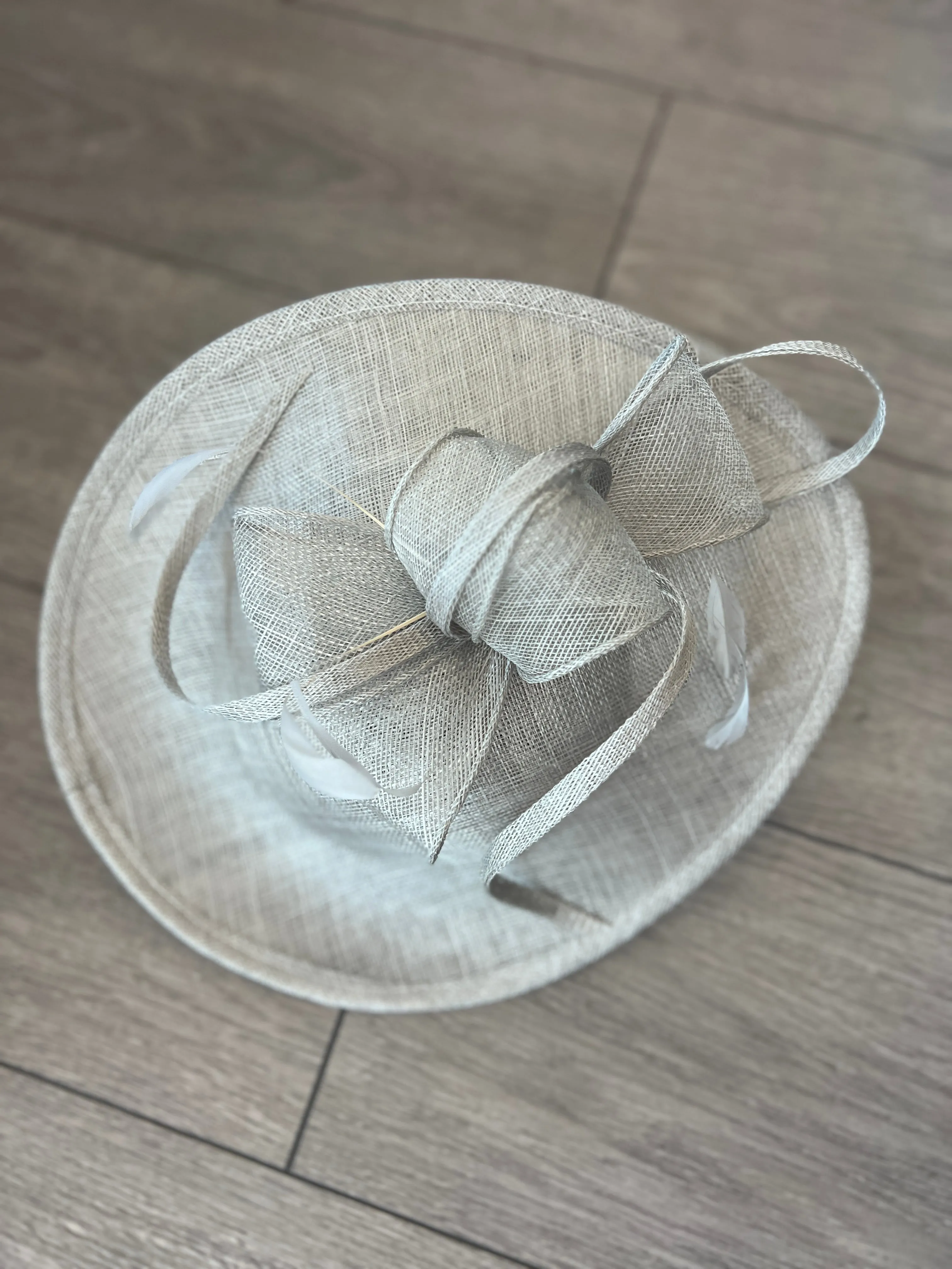 Silver Teardrop Disc Fascinator