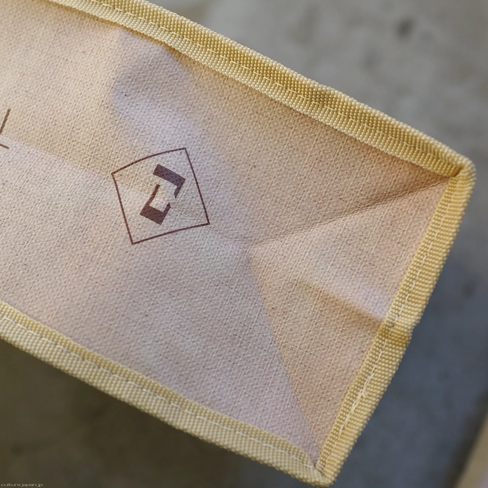 Smart Doll Canvas Bag