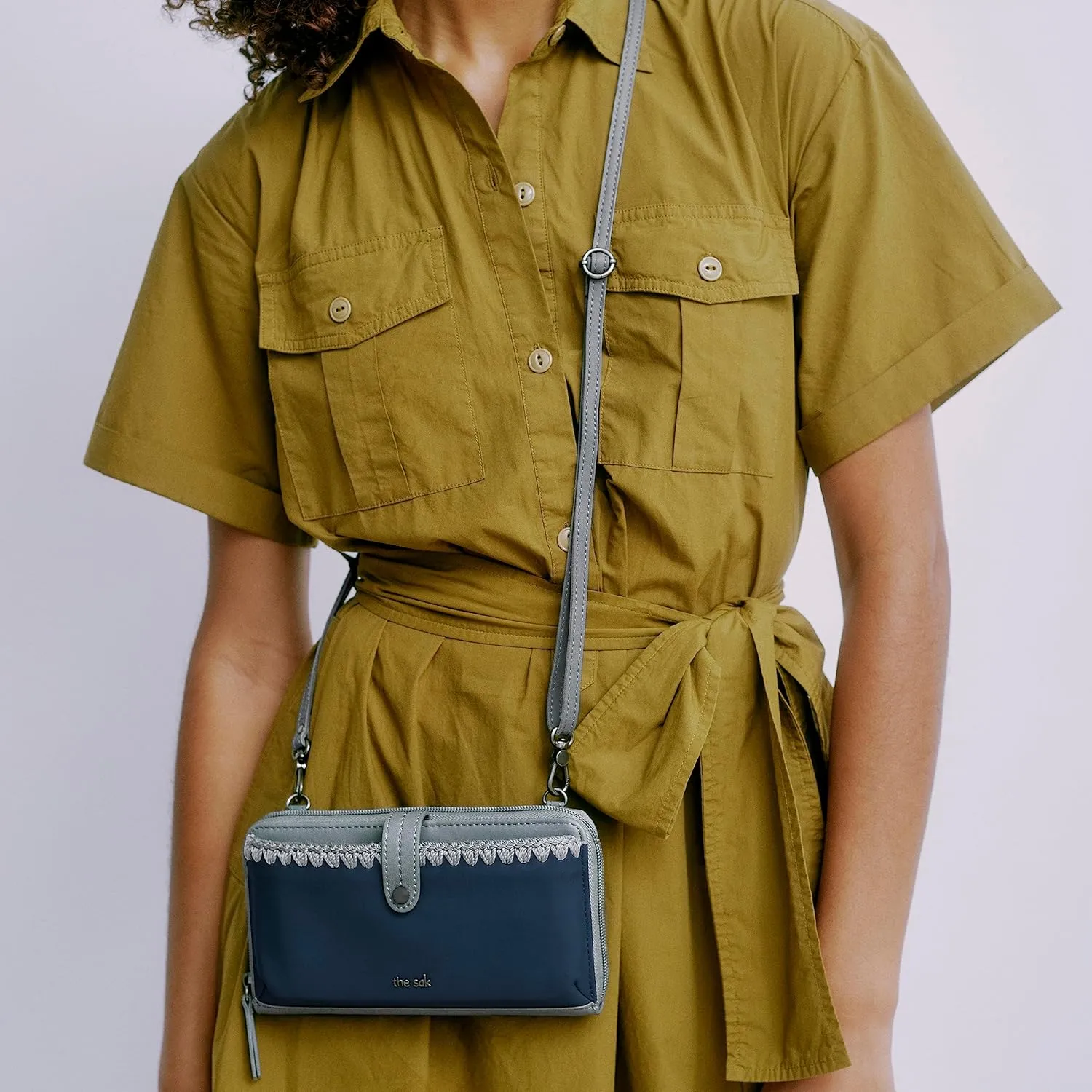 The Sak Iris Smartphone Crossbody Purse - Women's Cellphone Bag & Wallet For Everyday - Convertible Wristlet With Zipper