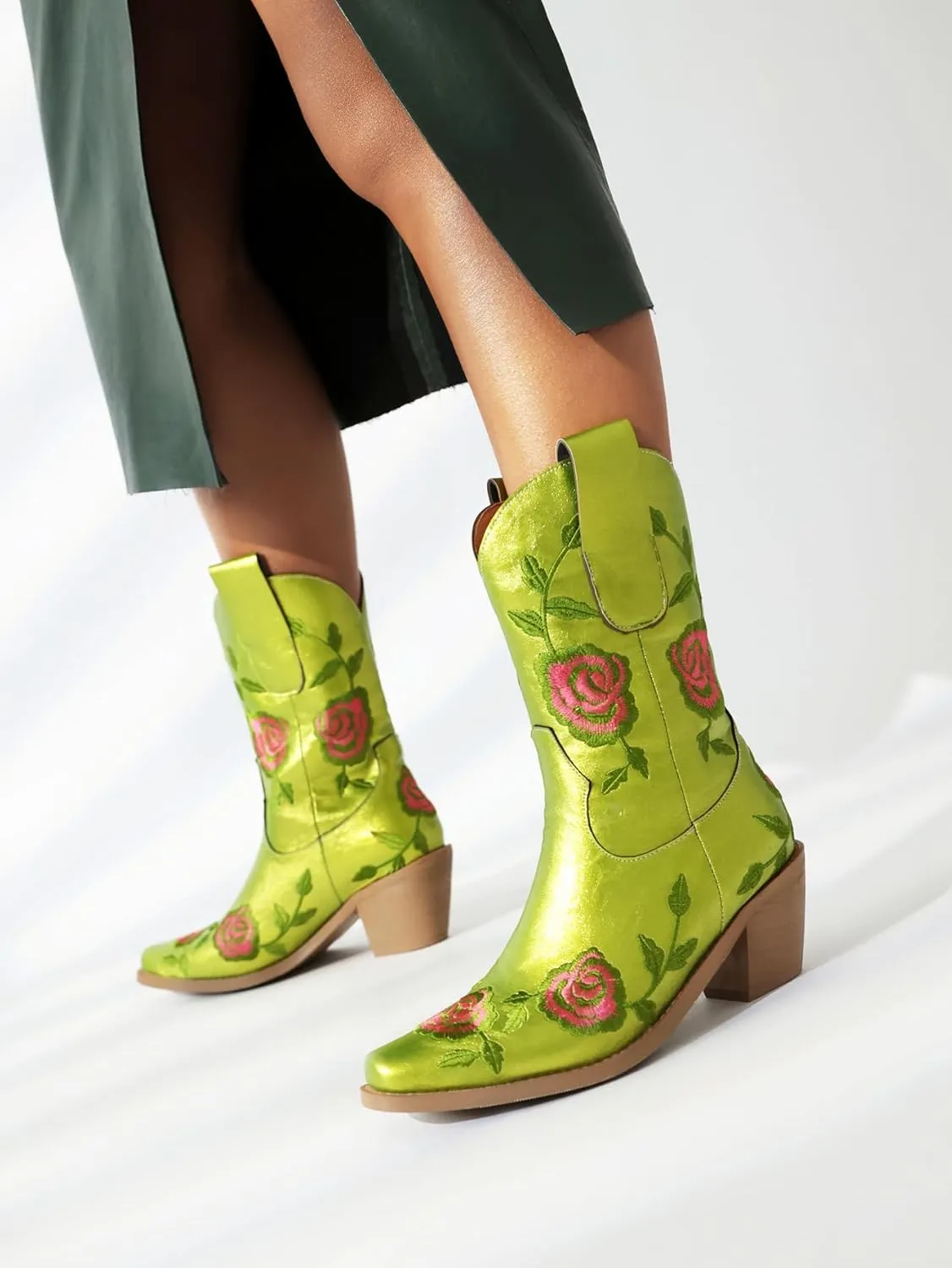 Western Cowboy Boots for Women – Embroidered Floral PU Leather Mid-Calf Boot with Chunky Heel, Slip-On Design, Comfortable Padded Insole for All Seasons