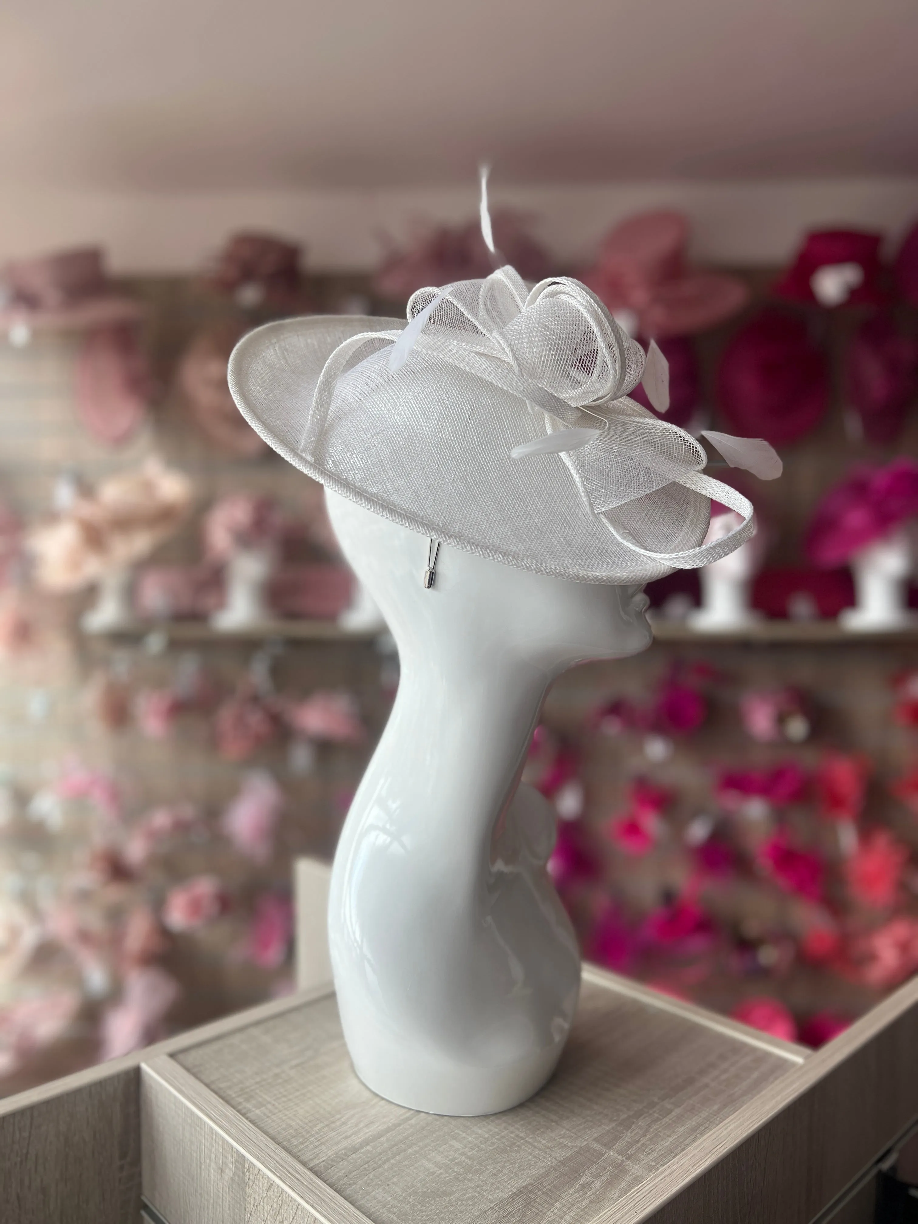 White Teardrop Disc Fascinator