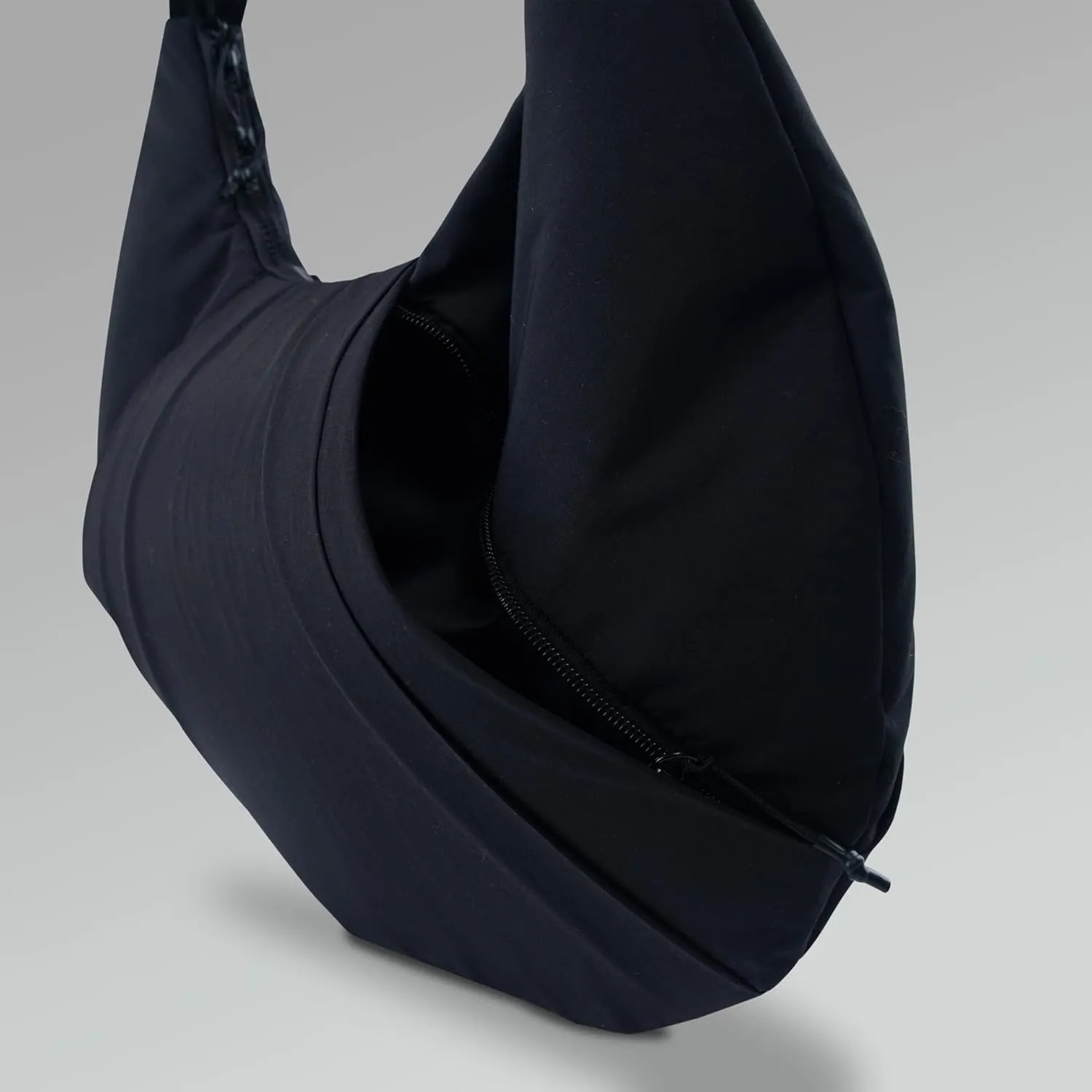Women's shoulder bag